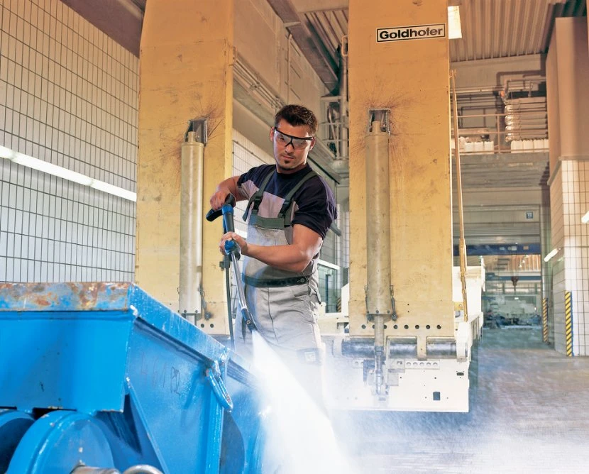 Nilfisk Mobiler Heißwasser Hochdruckreiniger MH-8P 180/2000 NEPTUNE 8-103 301001786 – Bild 3