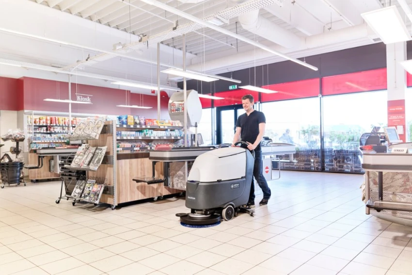 Nilfisk Nachläufer-Scheuersaugmaschine SC530 53 B GO 50000336 – Bild 7