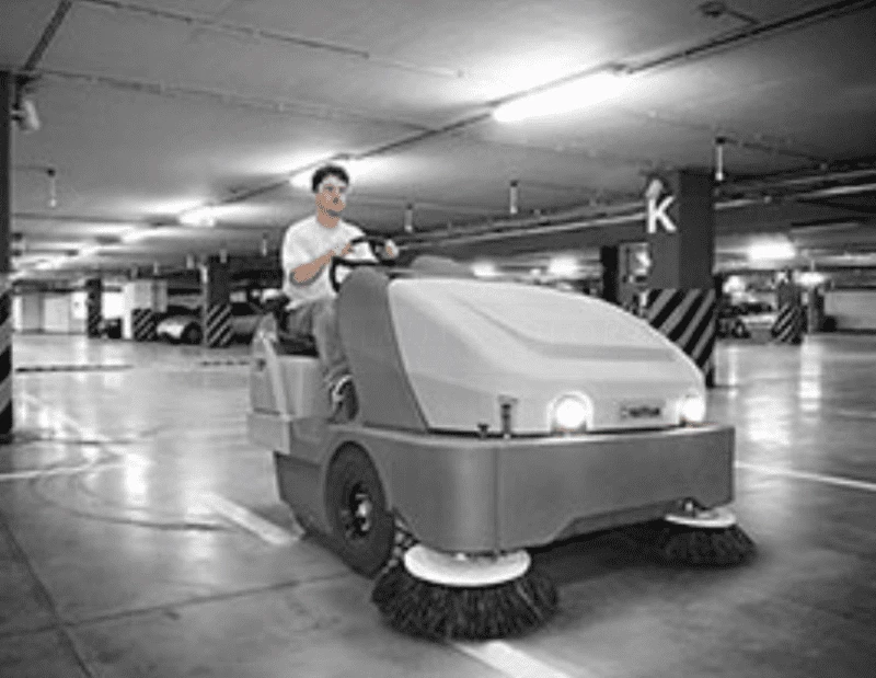 Nilfisk Kehrmaschine SW8000 LPG KAB/HEIZUNG/KLIMA 56383692 – Bild 3