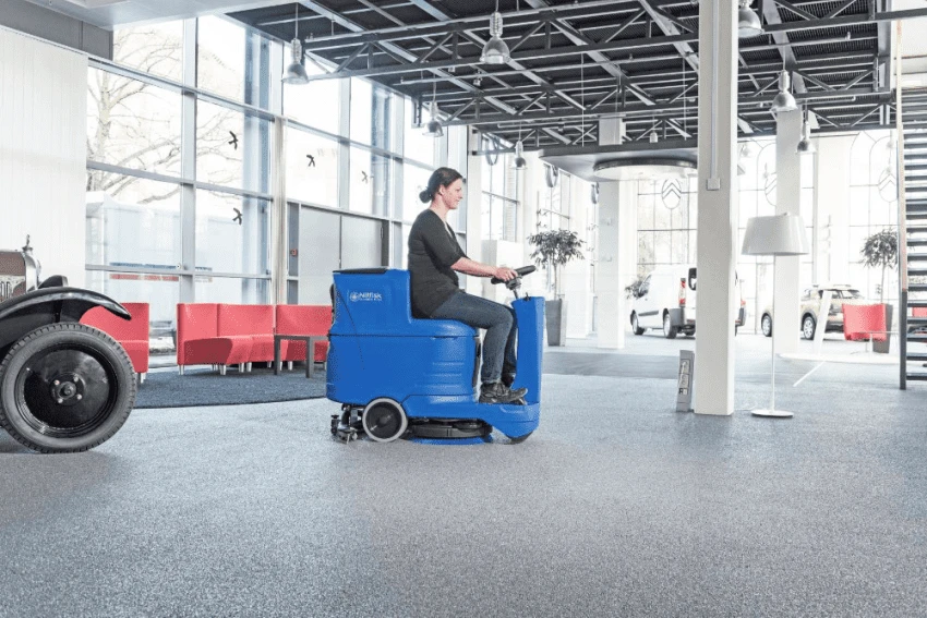 Nilfisk Scheuersaugmaschine SCRUBTEC R 253 COMBI 9087365020 – Bild 3